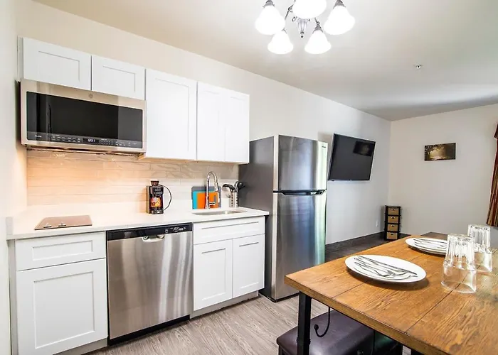 Vistas 216- Renovated Central Sierra Vista Long Term Discounts